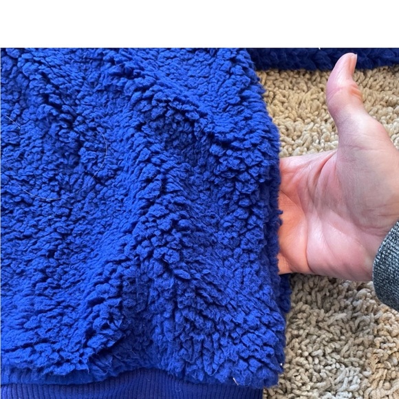 Victoria secret Sherpa hoodie size large - Picture 9 of 9